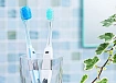 Классическая ионная зубная щётка средней жёсткости HUKUBA DENTA с плоским срезом, ручка + 1 головка , цвет корпуса - белый